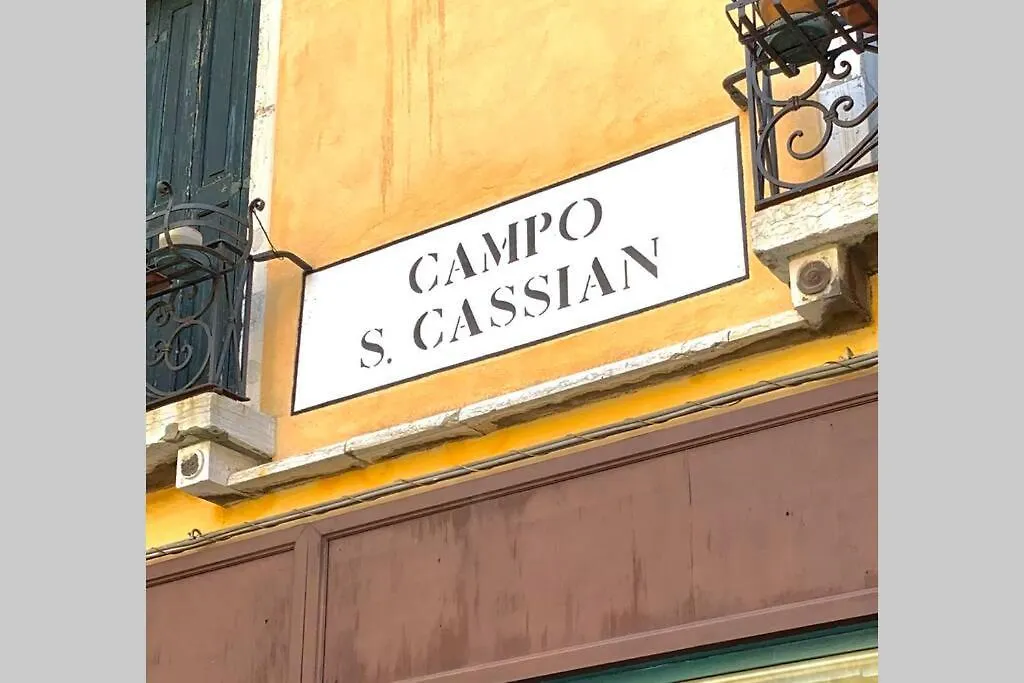 Apartment Appartamento Cassiano Rialto Venice